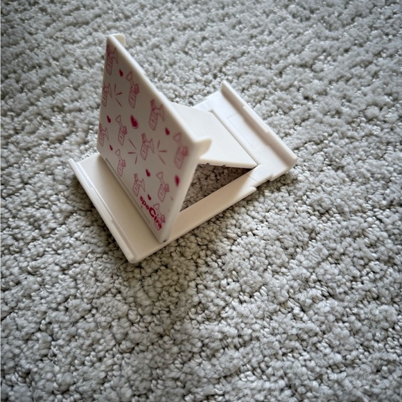 Phone stand - Picture 3 of 4